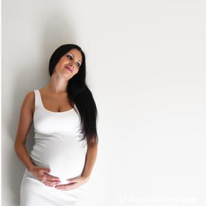 image of chiropractic treatment of a Murfreesboro pregnant patient
